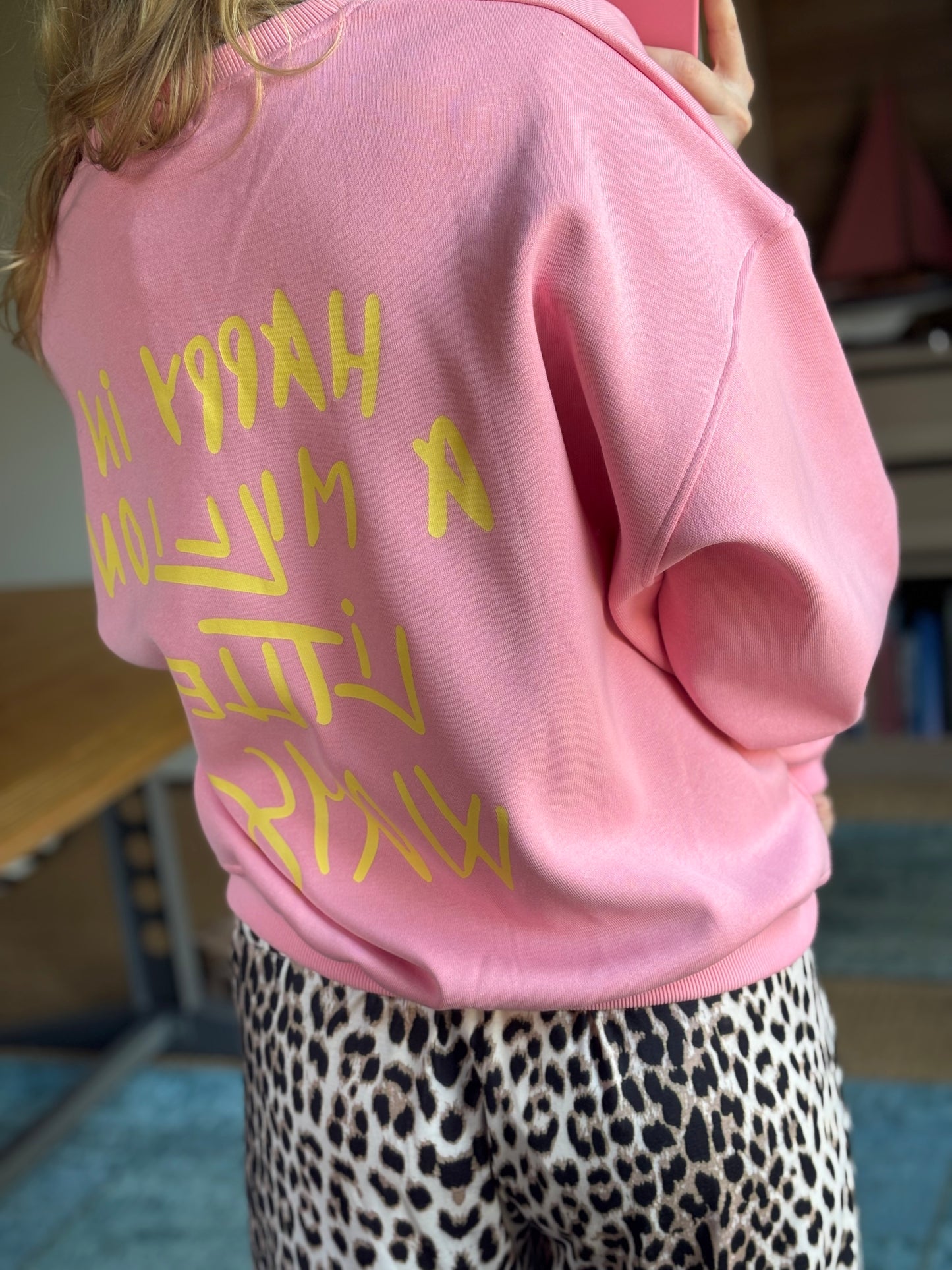Sweatshirt: Millionways