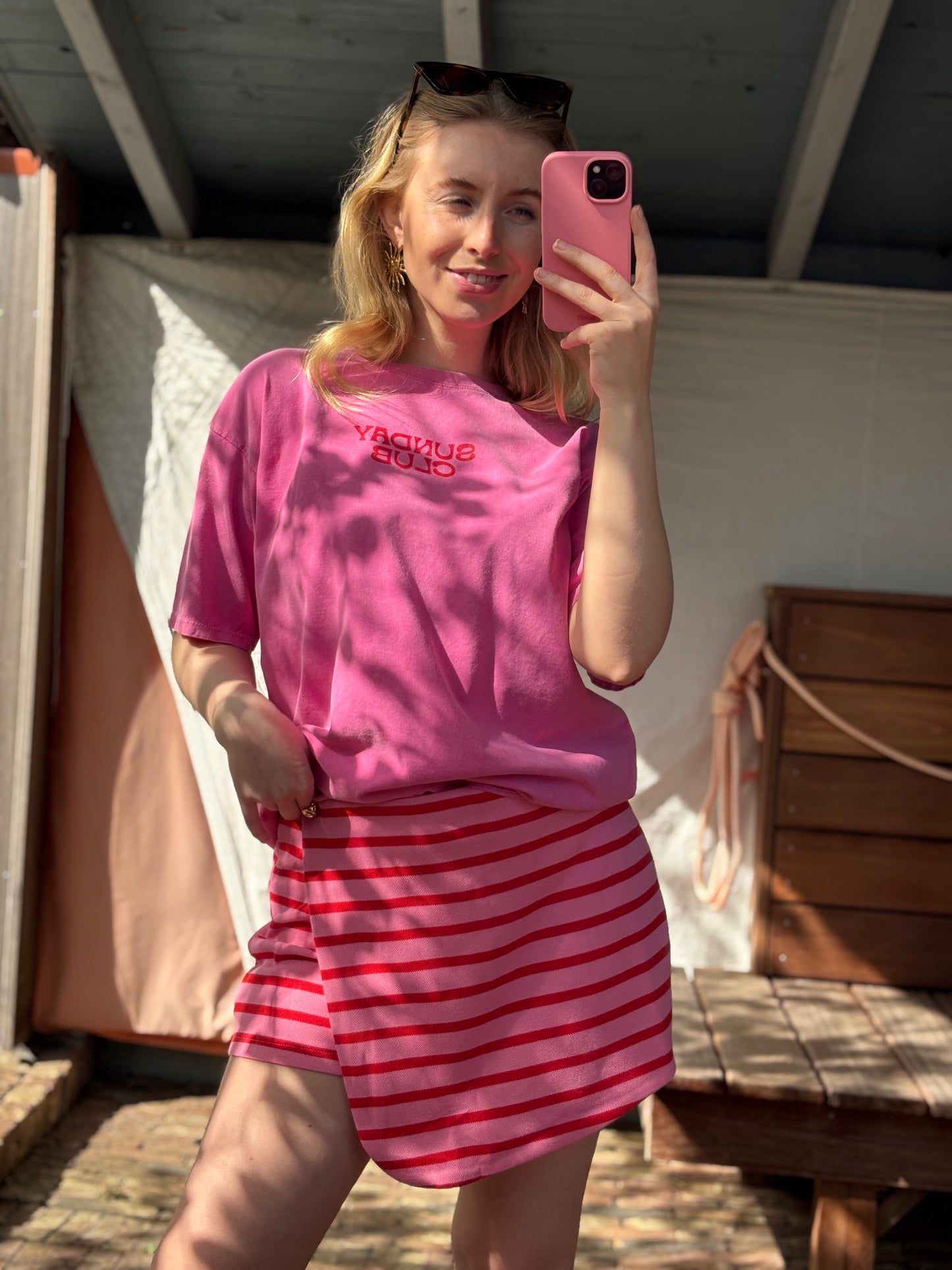 T-Shirt: Sunday Club