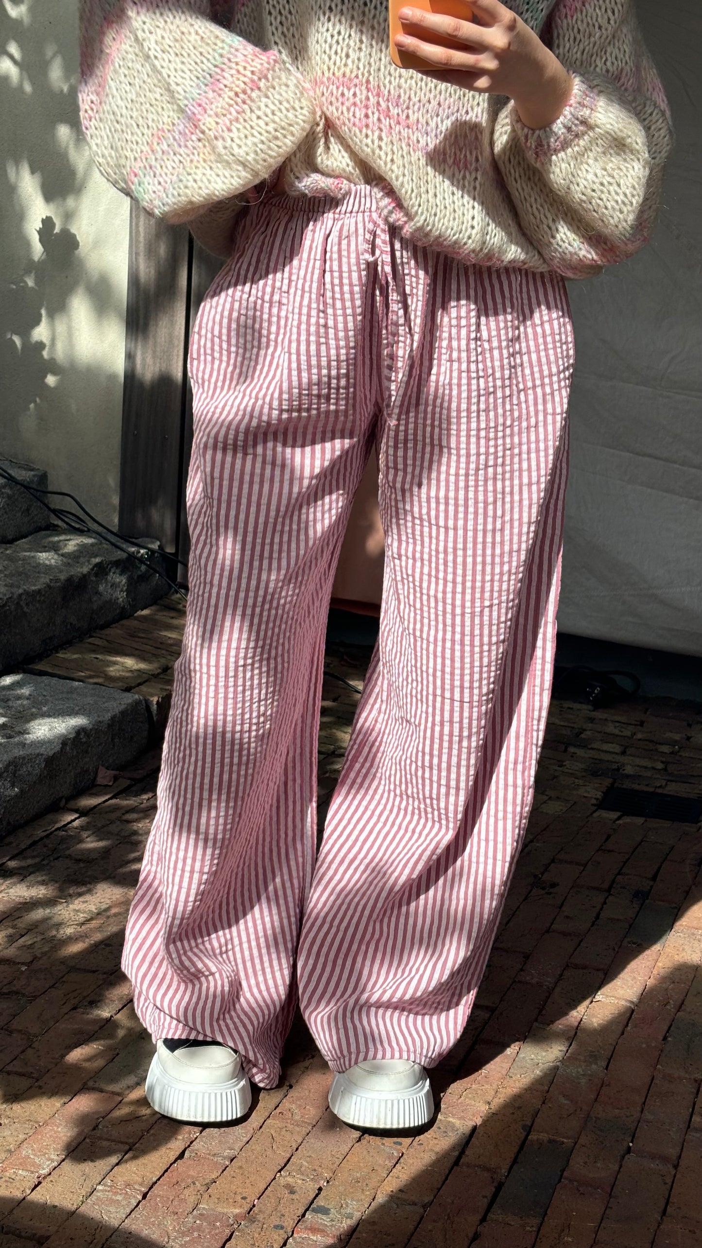 Hose: Henni