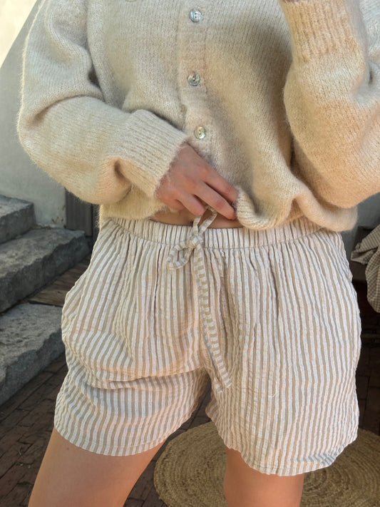 Shorts: Henni Shorty