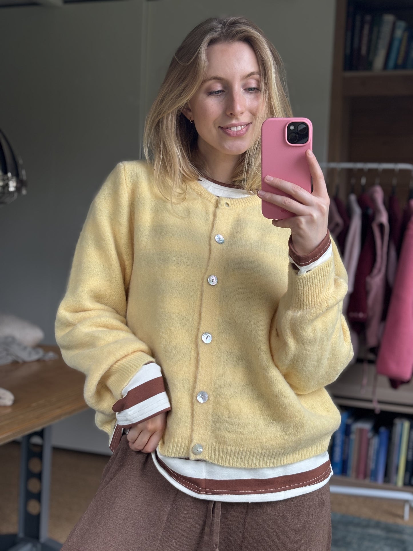 Strickjacke mit Alpakaanteil: Softlove versch. Farben