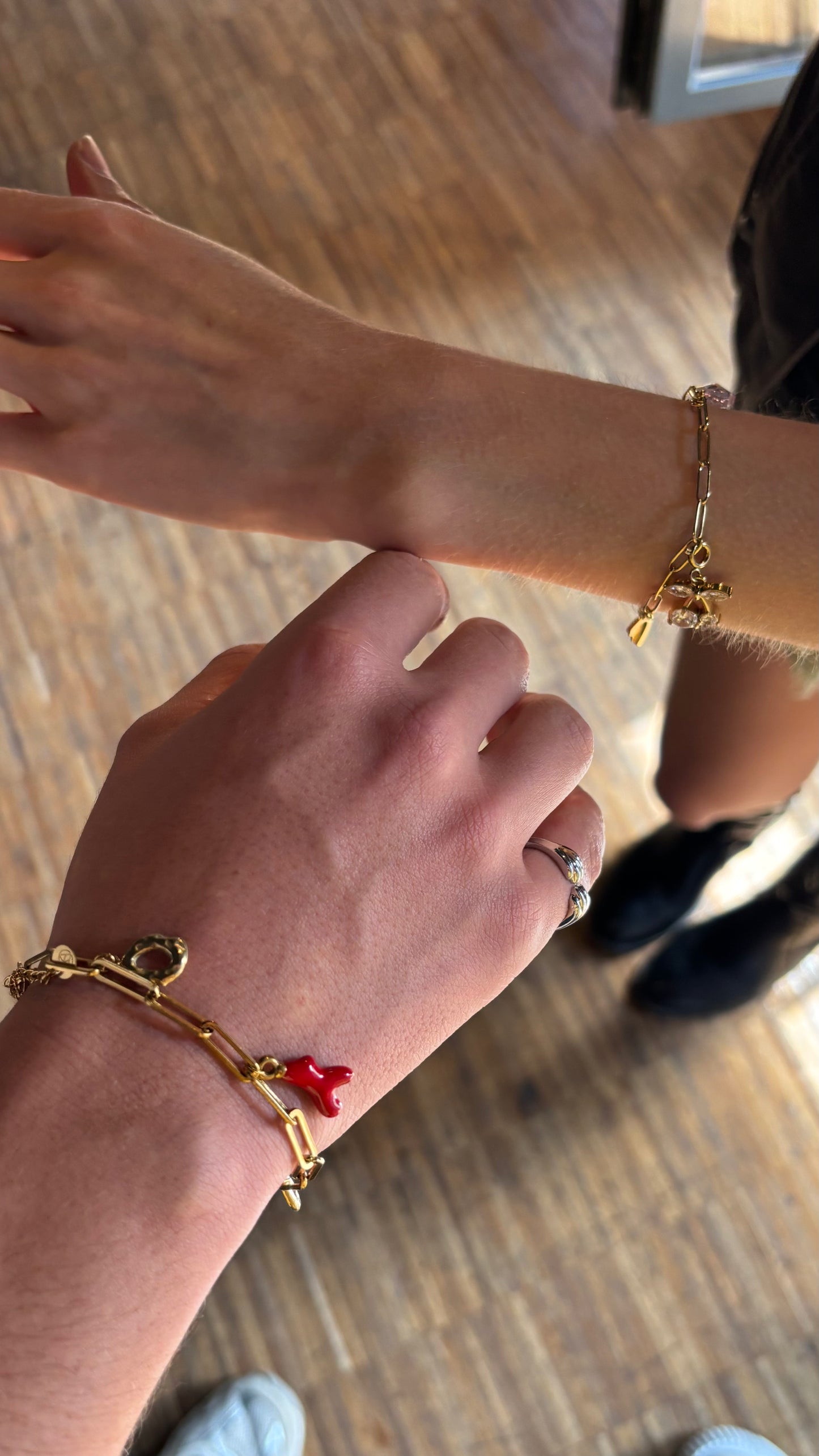 DIY Charms Workshop - Jim & June Café, Bar & Kitchen Köln 07.12.2025 15 Uhr