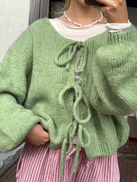 Cardigan: Pistachio Leni