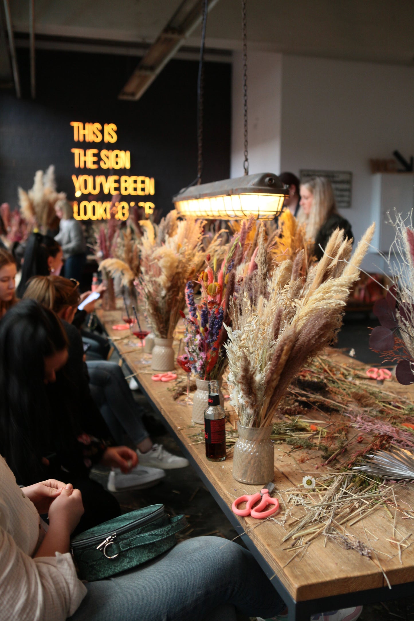 DAY WORKSHOP - Trockenblumenbouquet Workshop 25hours Hotel Frankfurt The Goldman 09.11.2025 13:00 Uhr