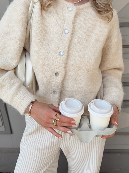 Strickjacke: Lia