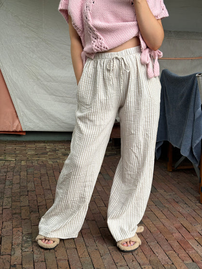 Hose: Henni