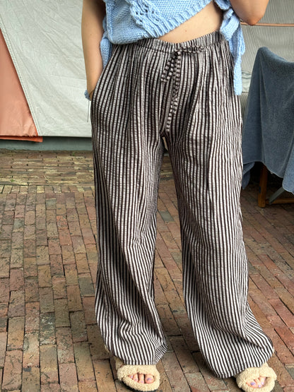 Hose: Henni