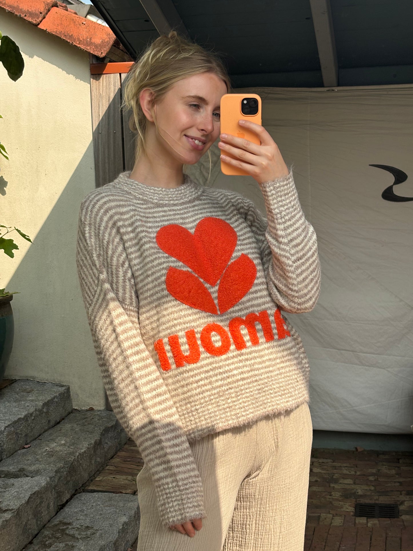 Pullover: Amour versch. Farben