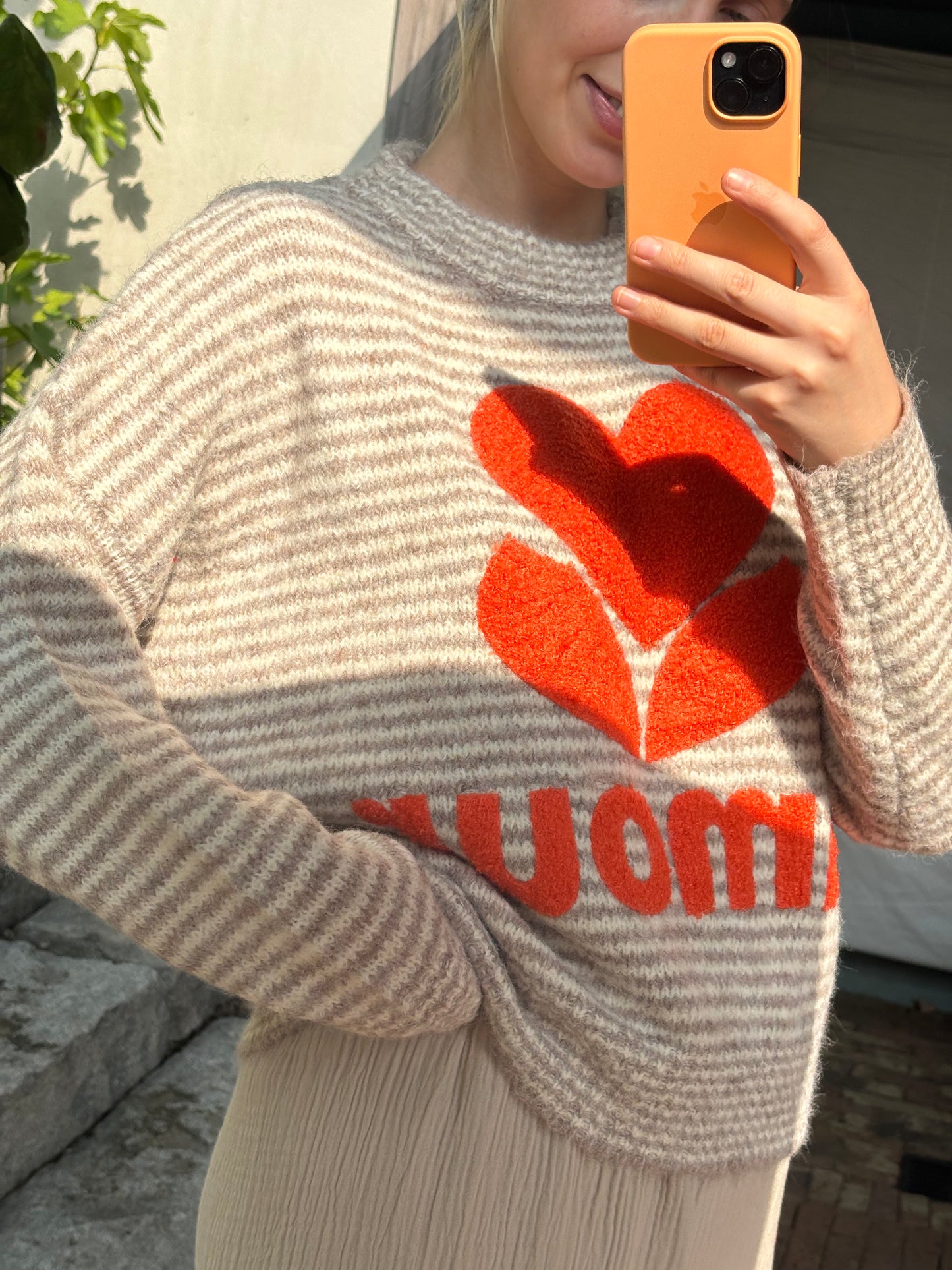 Pullover: Amour versch. Farben