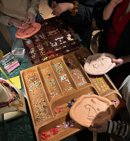 DIY Charms Workshop - SPACES Am Kennedydamm Düsseldorf 27.11.2025 18 Uhr