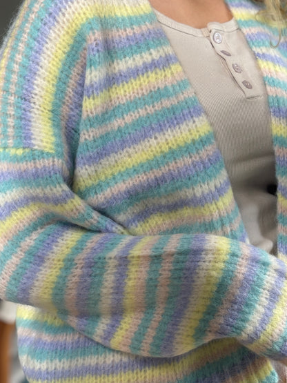 Cardigan: Lilly