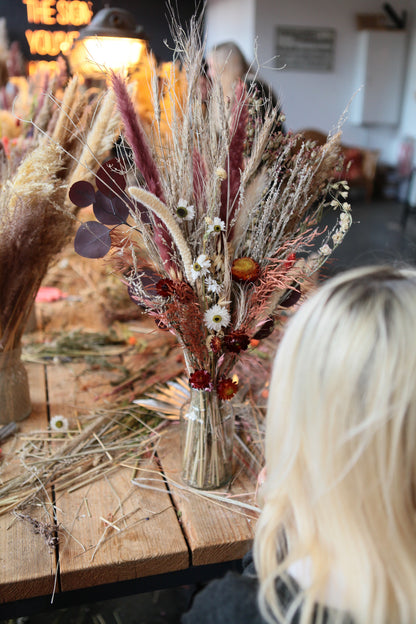 EVENING WORKSHOP - Trockenblumenbouquet Workshop 25hours Hotel Frankfurt The Goldman 08.11.2025 18:00 Uhr