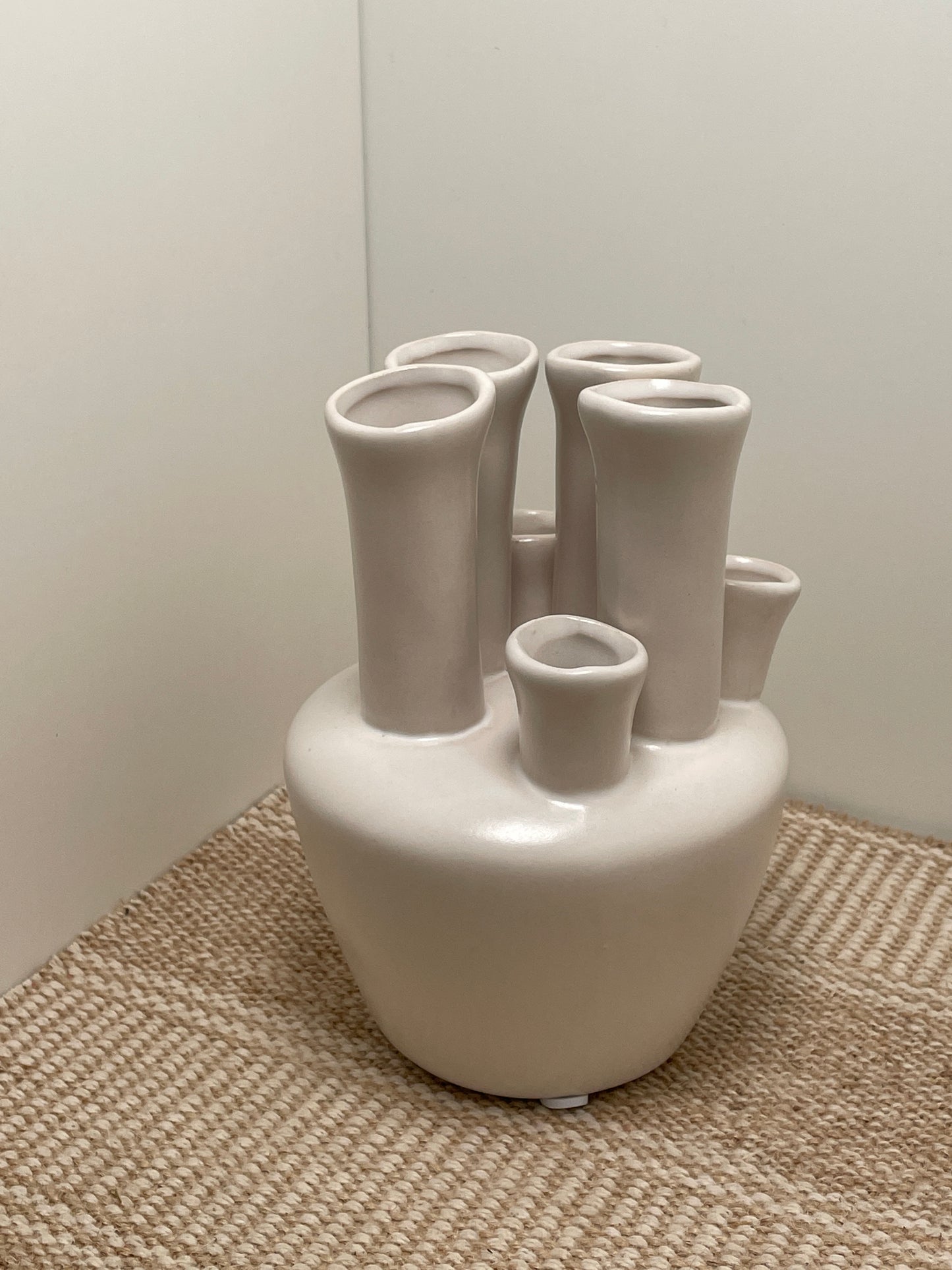 Vase: Coral Dream White